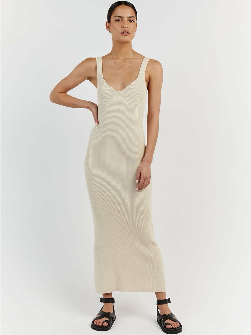 DISSH Ribbed V-Neck Maxi Dress in Cream Eva butter sweetheart dress size s